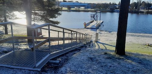 Portaat avantouintipaikalle